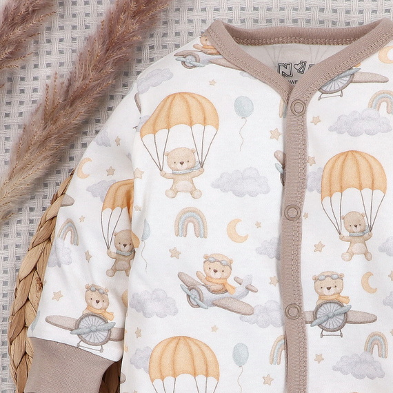 ABN-5508 Pijama para bebé Sky Journey Nini | Algodón orgánico, cierre con automáticos