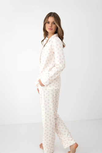 Pijama de mujer Sensis Marielle ecru de viscosa y algodón, abotonada con estampado de flores