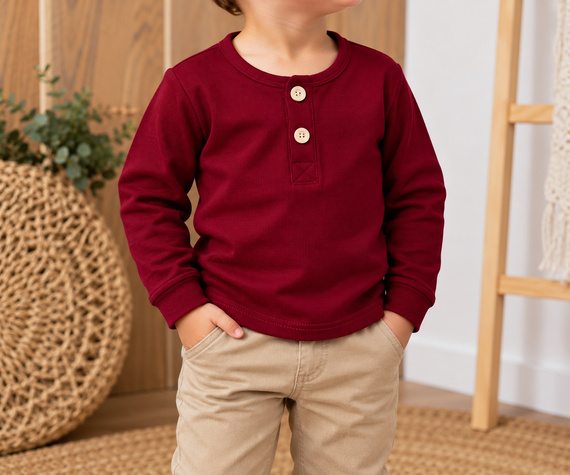 Blusa infantil Mamatti BL020 tipo polo acanalada con botones de madera burdeos