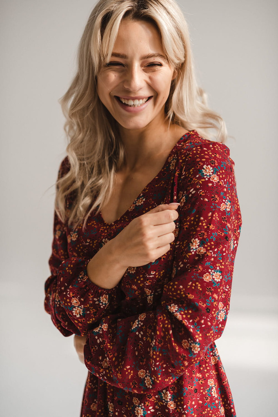 Lovely Dress Vestido midi de maternidad y lactancia de Milk&Love - floral granate, manga larga