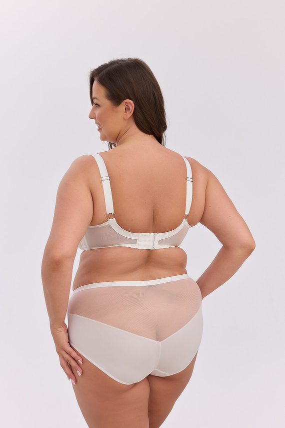 Braguitas Gaia GFP 1341 Liana ecru clásicas cómodas bordadas