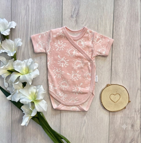 Body para bebé Mamatti BK16325 rosa de algodón manga corta con corazones