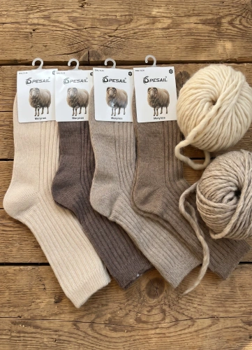 Pesail 3054 wz.54 Wik calcetines de mujer de invierno acanalados Merino marrones