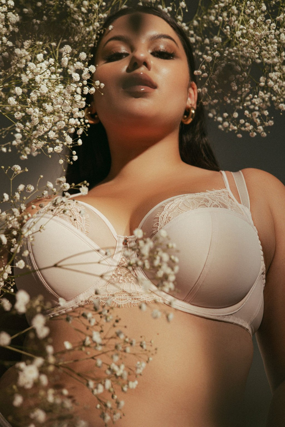 2163 AVA Sujetador Semi-Suave Elegante con Encaje