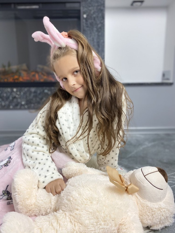 367 Albornoz infantil Melanie Forex - crudo