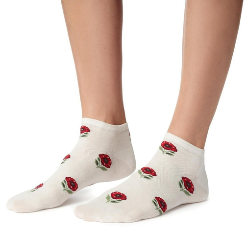 Calcetines tobilleros de mujer Steven 114 Summer de algodón finos para sneakers ecru 181