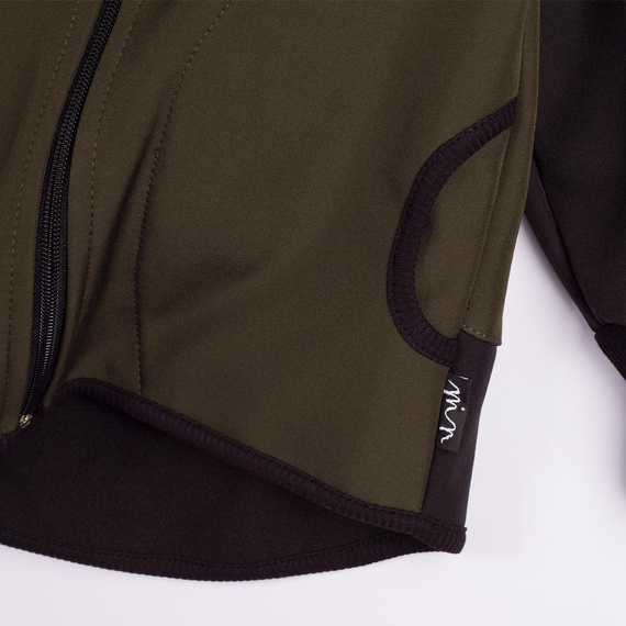 229021 Nicol Chaqueta infantil softshell con polar, capucha y reflectante - caqui