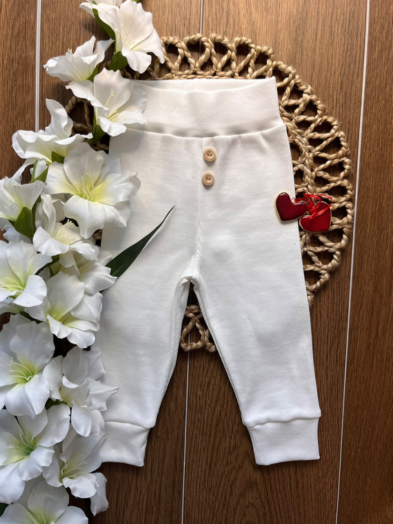 Leggings para niño LC002 ecru de algodón acanalados con botones para niño
