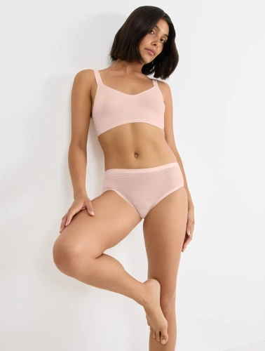 Braguita hipster sloggi ZERO Feel Air sin costuras cherry pink
