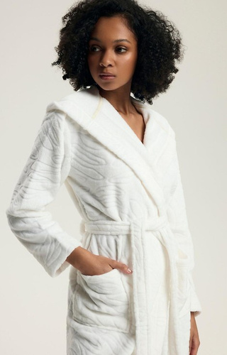 43612 Daryl Albornoz Henderson crema mujer - con capucha, estampado en relieve