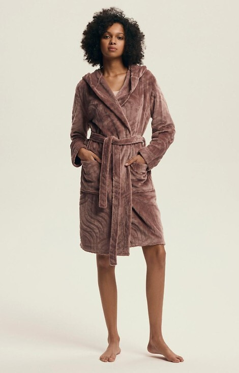 43602 Devyn Bata de mujer con capucha Henderson caoba - corta, cálida, terciopelo