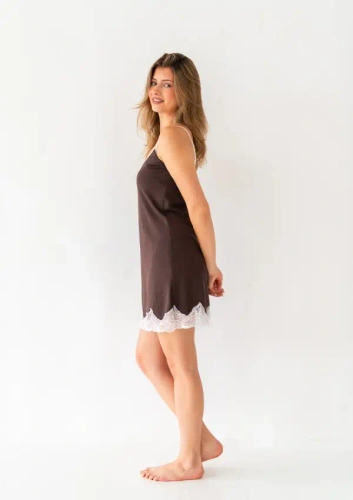 Camisón Dkaren Sendi 2 de algodón con encaje y tirantes ajustables - color chocolate