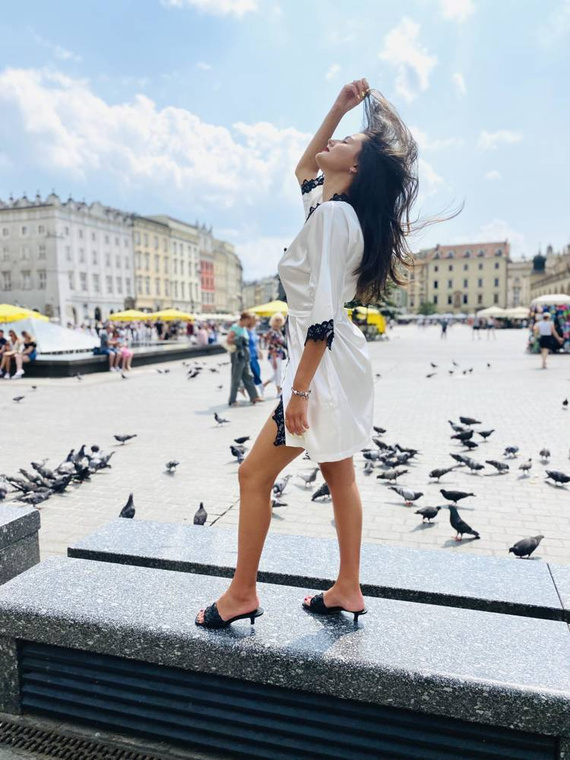 929 Kleoree Albornoz de señora De Lafense - perla