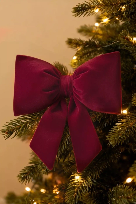 Cojín de Navidad Cocard Spod Igły i Nitki - cojín de terciopelo granate, certificado Oeko-Tex