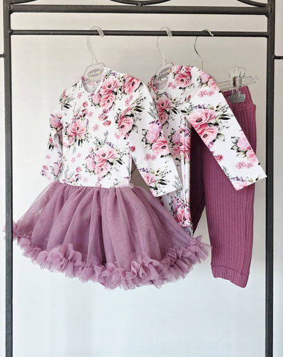Pantalones cortos Bambarillo para niña, acanalados, rosas con lazo