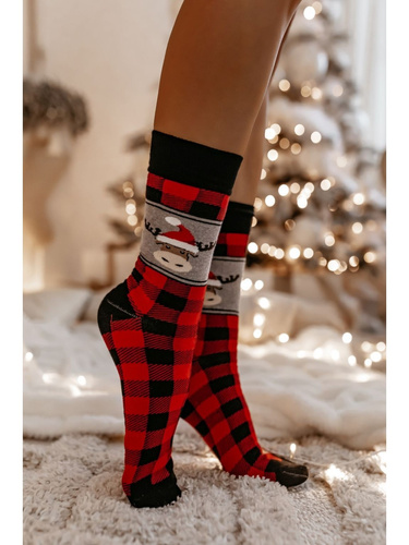 1283.001 A cuadros y renos - calcetines de Navidad para mujer Milena, rojo
