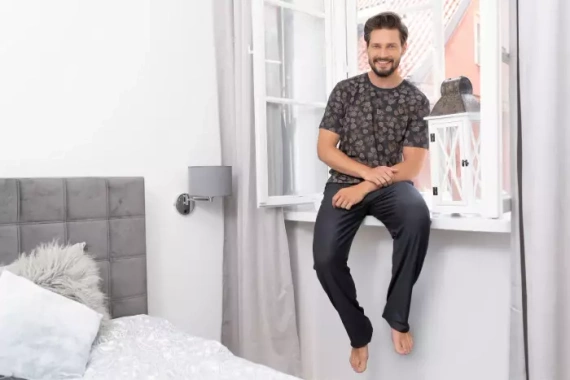 Pijama Pinus Pijama de hombre manga corta, pantalón largo Moda Italiana- estampado/grafito