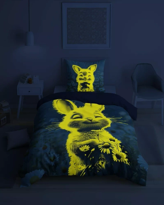 5548 A Fluo 95 Ropa de cama conejito luminoso en flores 100% algodón | Para niños Detexpol