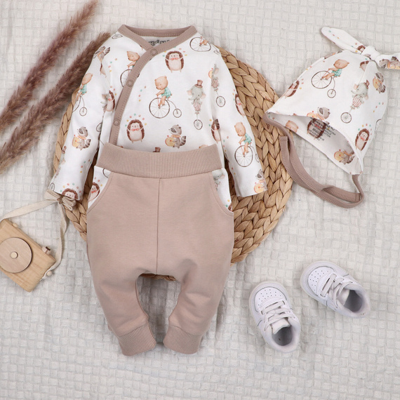 ABN-5597 Gorro de bebé Circus Nini - 100% algodón orgánico, suave y seguro